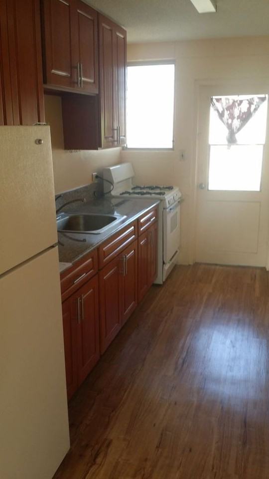 915 Hikina Lane - Photo 2 of 10