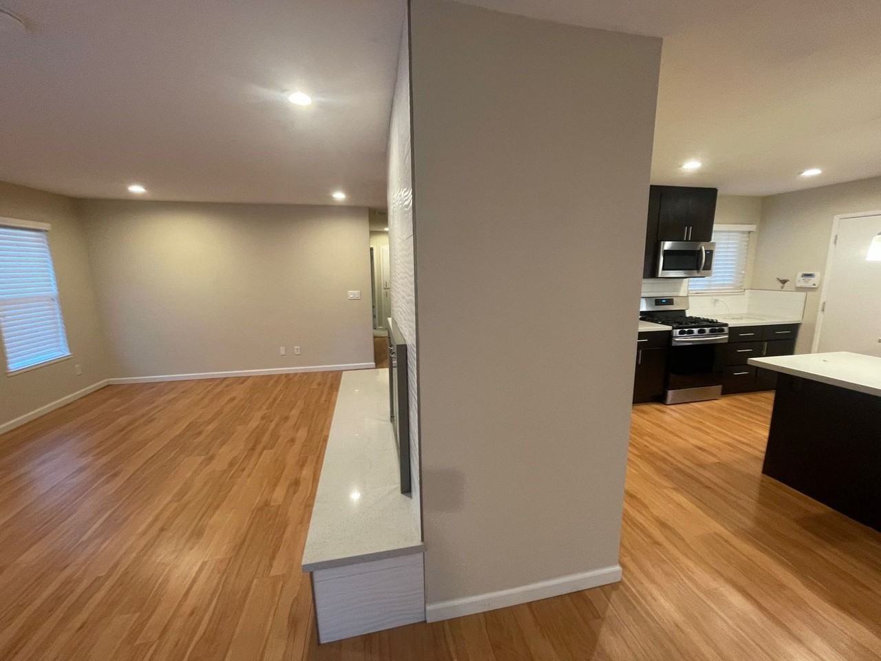 1229 Menlo Dr - Photo 6 of 18