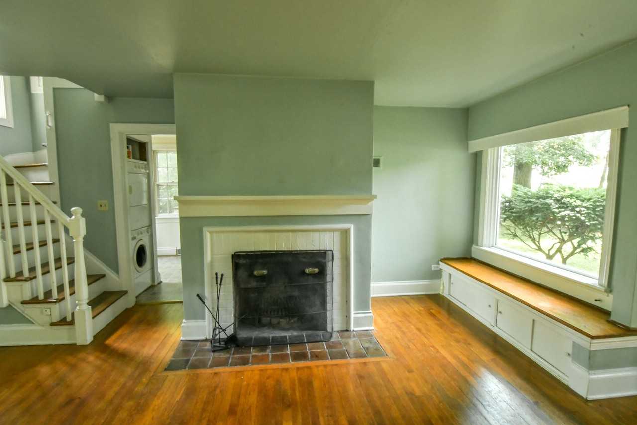 112 Cleveland Ave - Photo 5 of 10