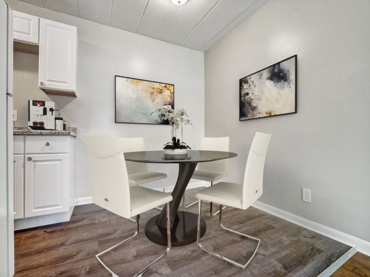 Groesbeck Gardens - Photo 5 of 14