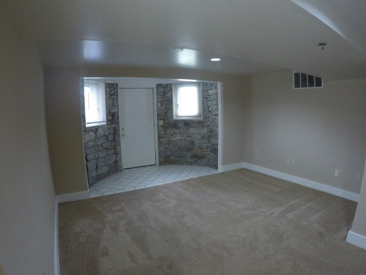 904 South St. - Photo 6 of 10