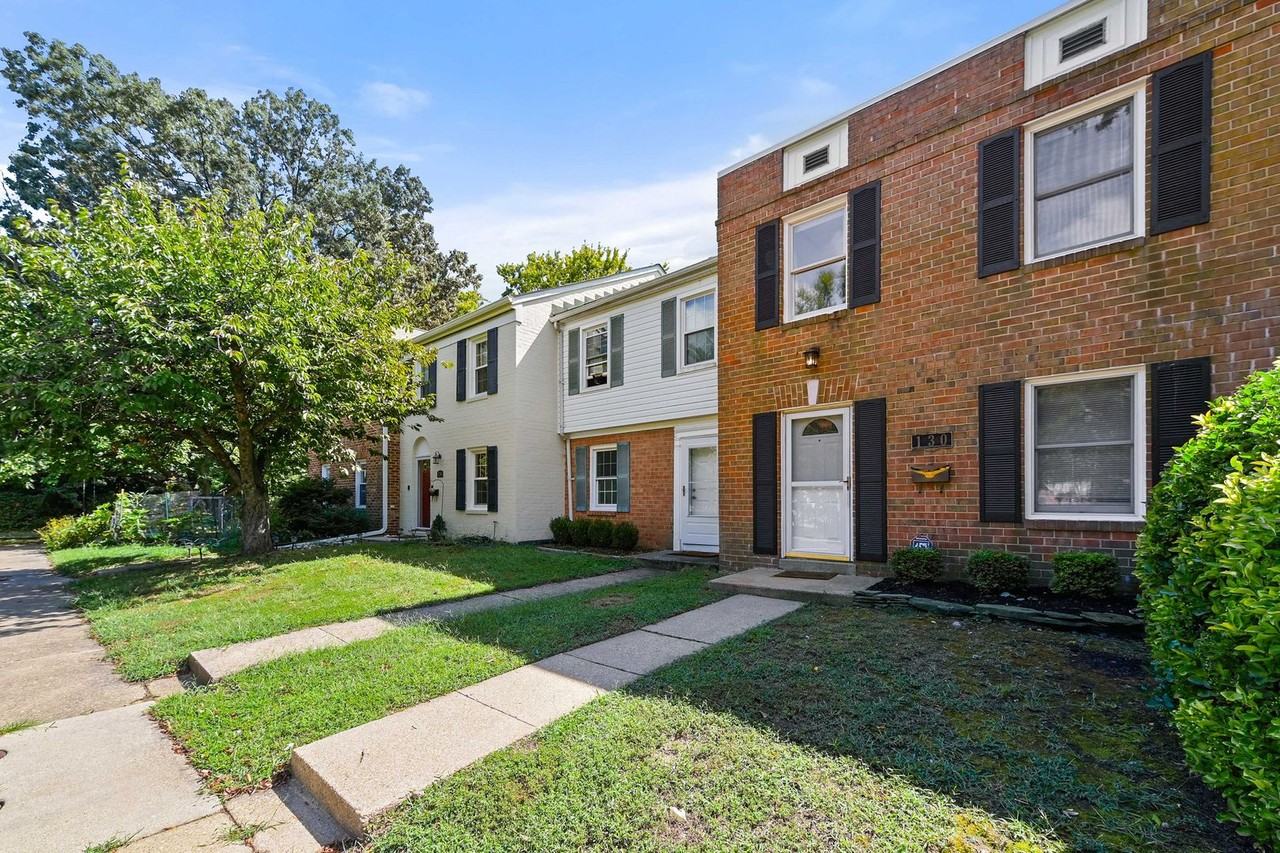 130 Dumbarton Dr - Photo 3 of 35