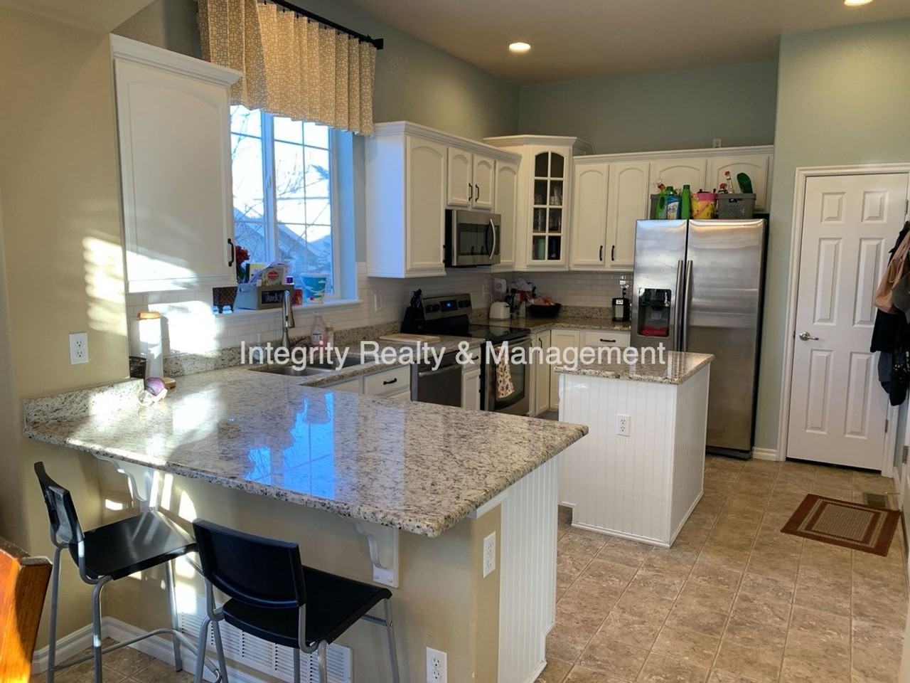 3025 Redhaven Way - Photo 6 of 28