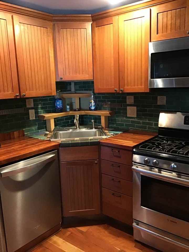 205 Fuller St - Photo 3 of 21