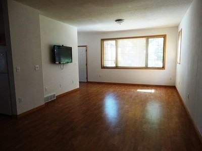 1169 14th Ave Se - Photo 5 of 17