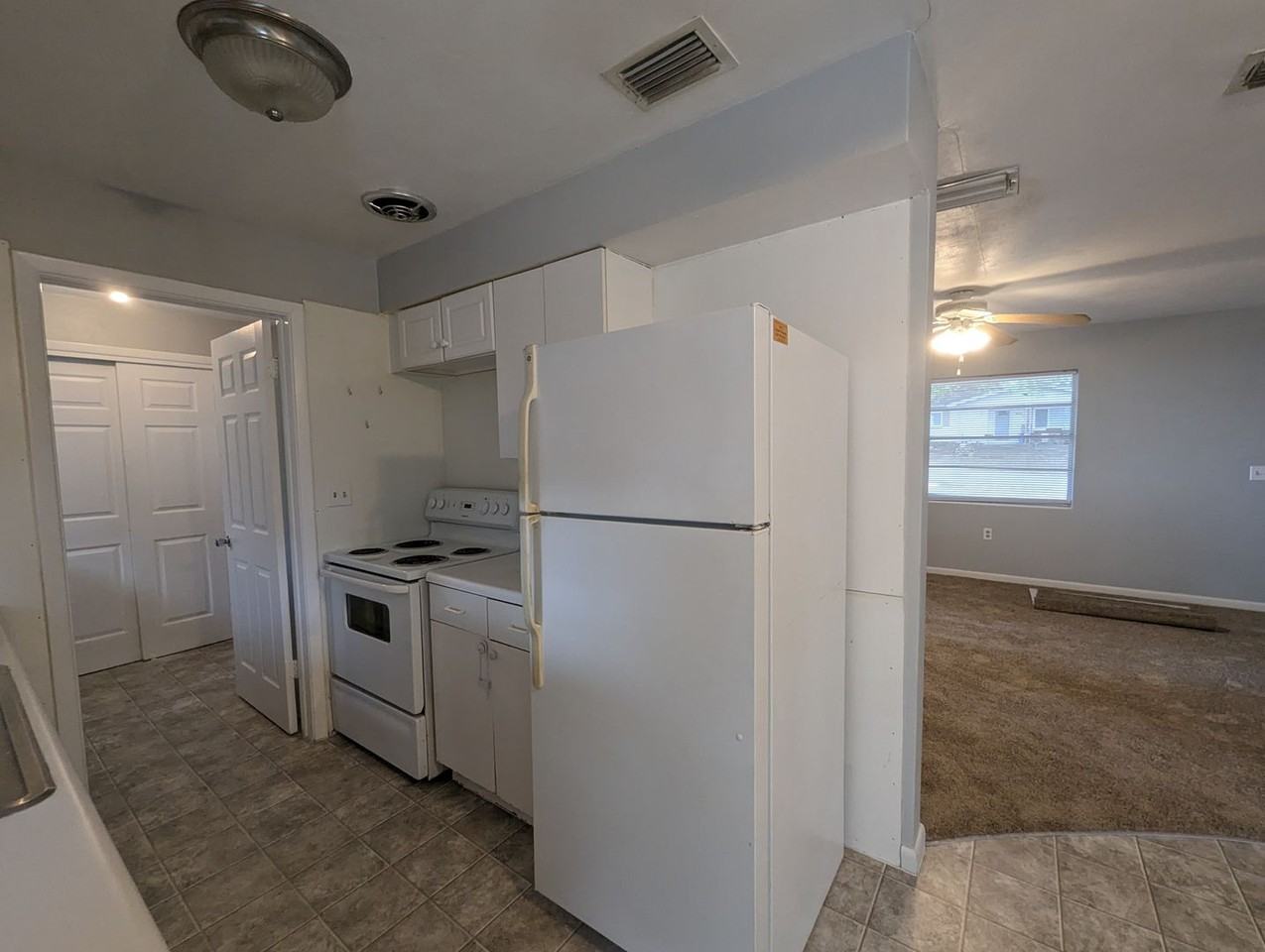 14 N Adams St - Photo 7 of 15