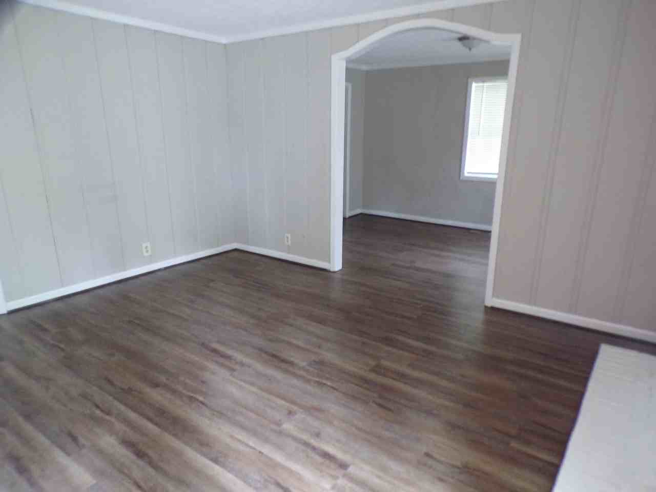 1055 County Road 454 - Photo 3 of 11