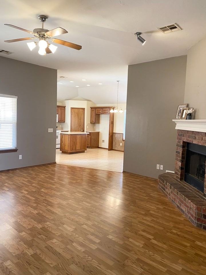 629 Loyd Ln - Photo 6 of 22