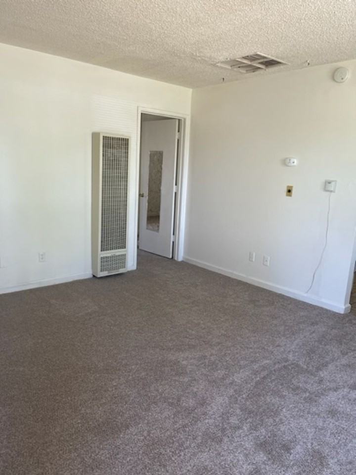 1765 Eugenia Ave - Photo 2 of 9