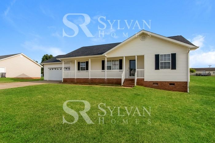 108 Hayworth Ln - Photo 2 of 15