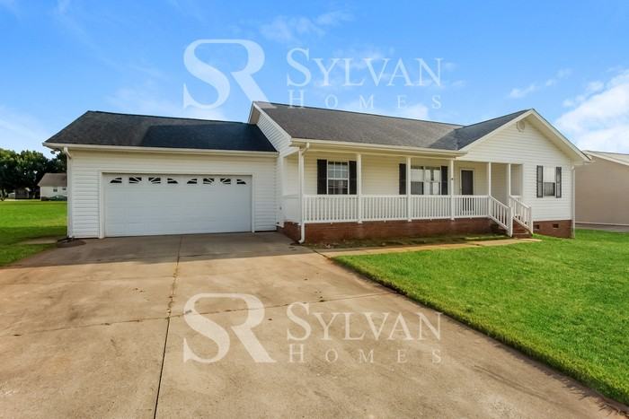 108 Hayworth Ln - Photo 3 of 15