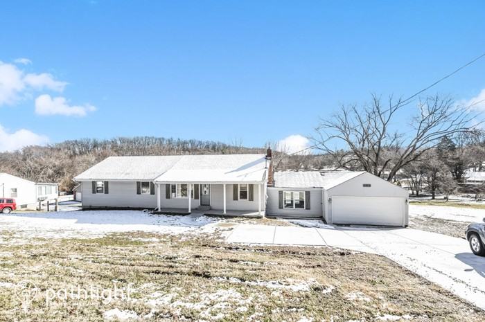 3918 Dutch Bottom Rd - Photo 2 of 20