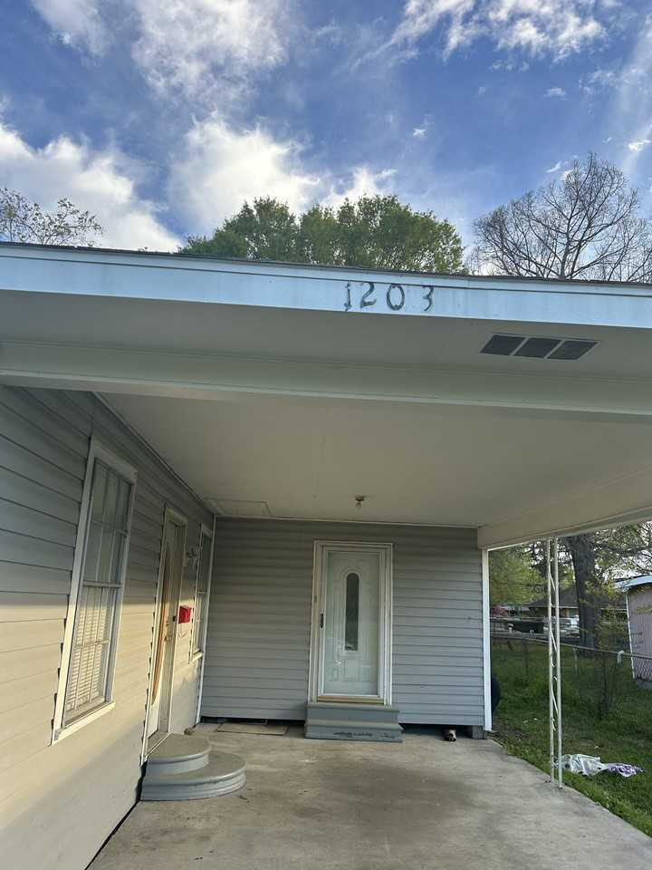 1203 Court St #NA - Photo 2 of 7