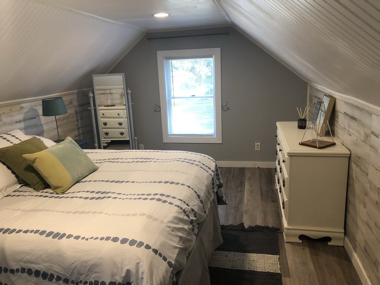 1312 Manistee St #2 - Photo 2 of 21