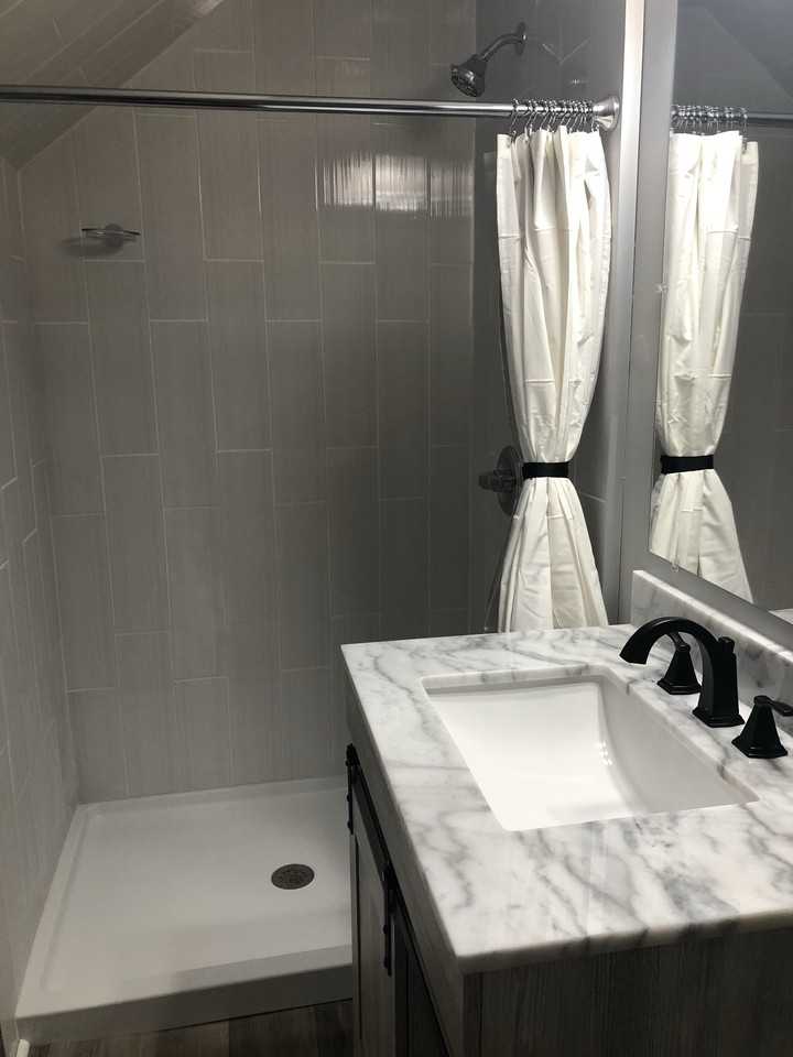 1312 Manistee St #2 - Photo 4 of 21