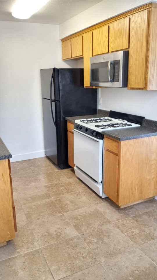 1141 Arthur St #3 - Photo 5 of 10