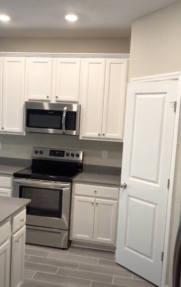 36 Viceroy Ct #NA - Photo 2 of 20