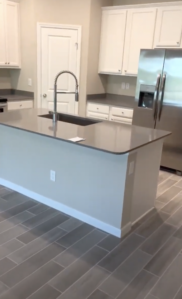 36 Viceroy Ct #NA - Photo 3 of 20