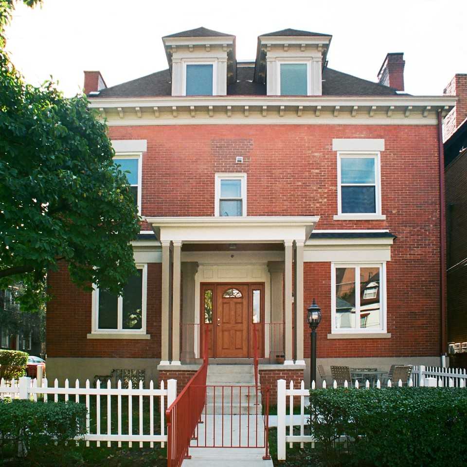 400 Denniston St #31