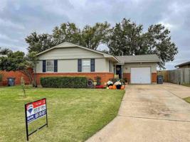featured image of 328 Nw 65th St #NA