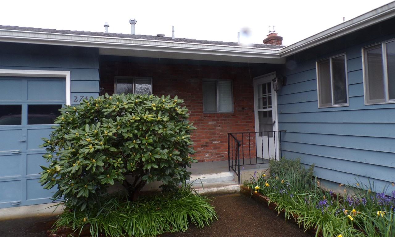 2740 Nw Stewart St #1 - Photo 2 of 38