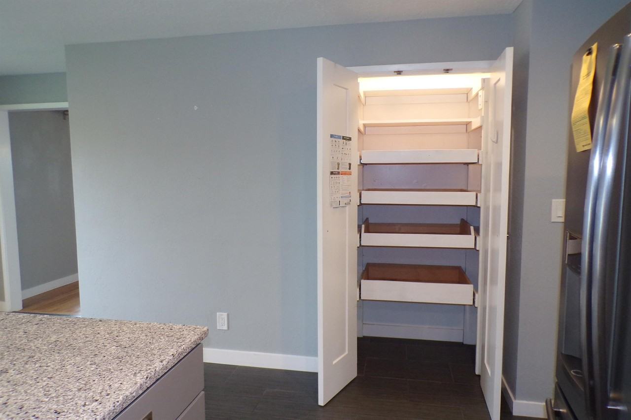 2740 Nw Stewart St #1 - Photo 7 of 38
