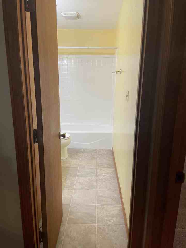 4132 Brewster Rd #B - Photo 6 of 14