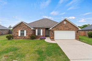 featured image of 2309 Tallgrass Cir #1