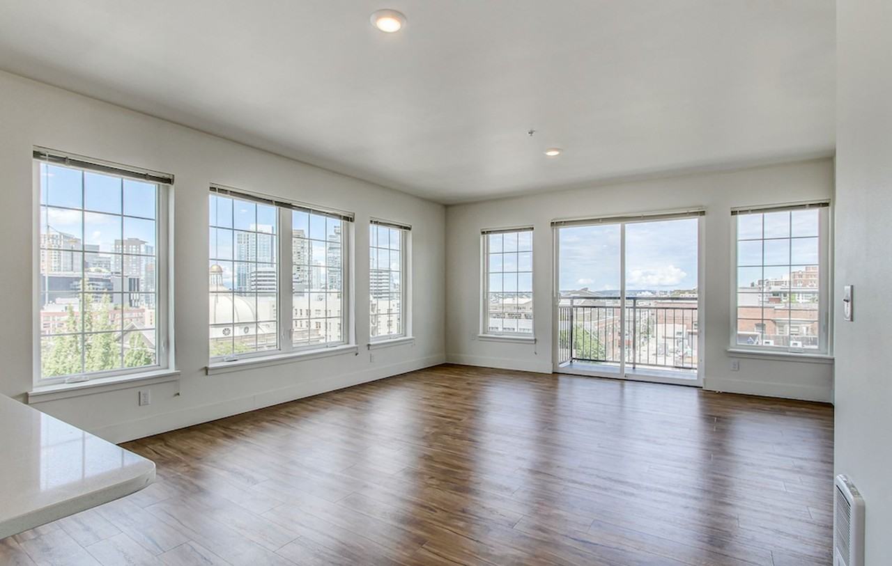 Dunn Motors Building - Photo 2 of 50