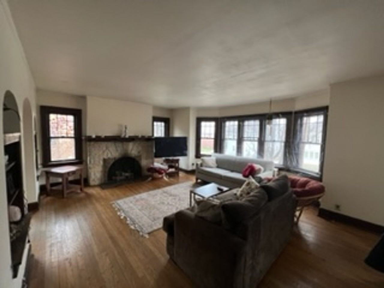 2005-2007 University Ave - Photo 3 of 14