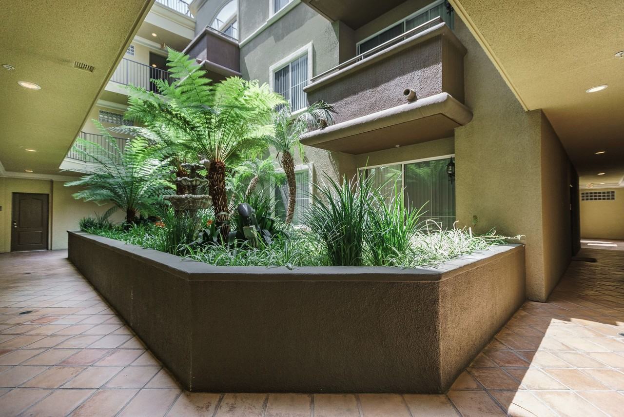 2201 Beverly Glen Blvd. - Photo 7 of 9