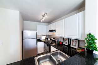 750 Watson St N - Photo 1 of 1