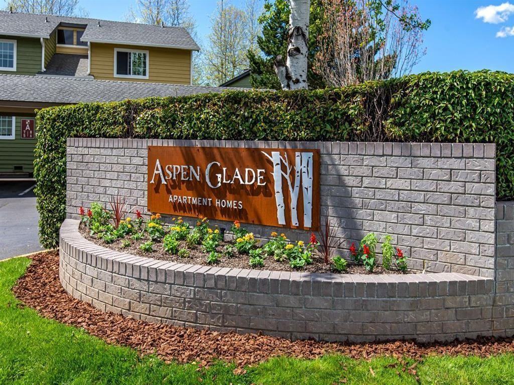 750 Watson St N - Photo 3 of 18