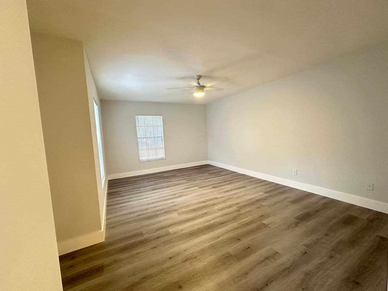356 Prestwick Cir #1 - Photo 7 of 28