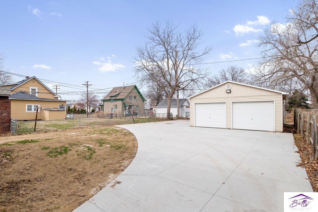 DUDLEY DUPLEX - Photo 3 of 12