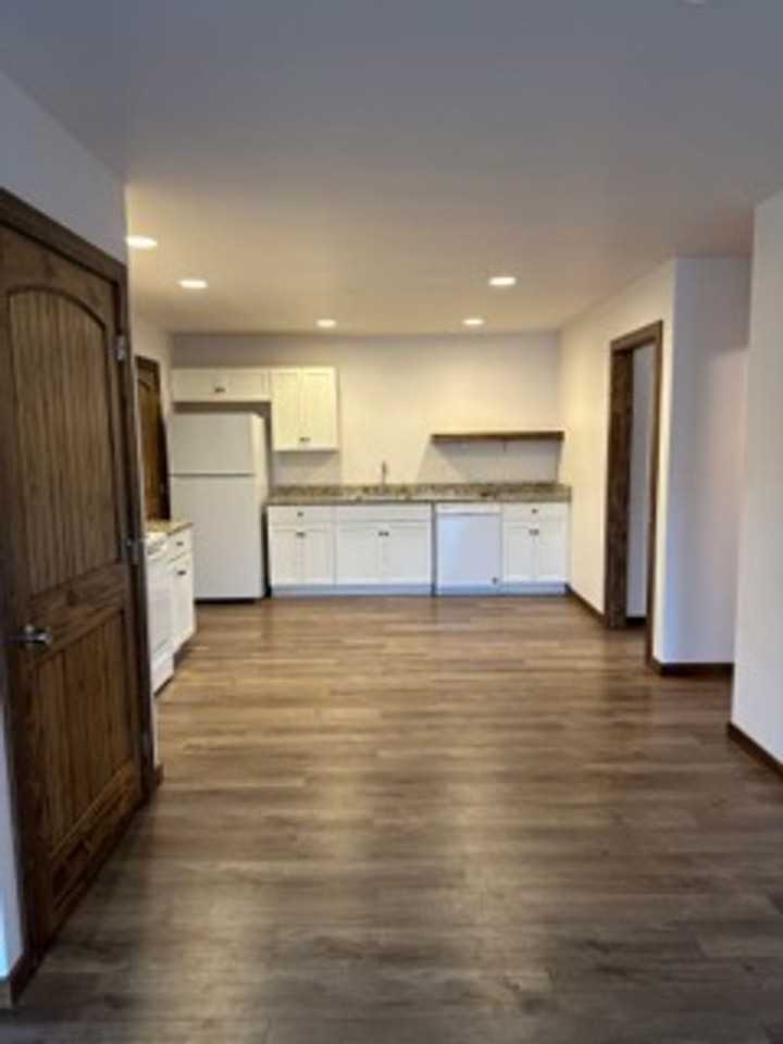 739 Cottonwood - Photo 2 of 12