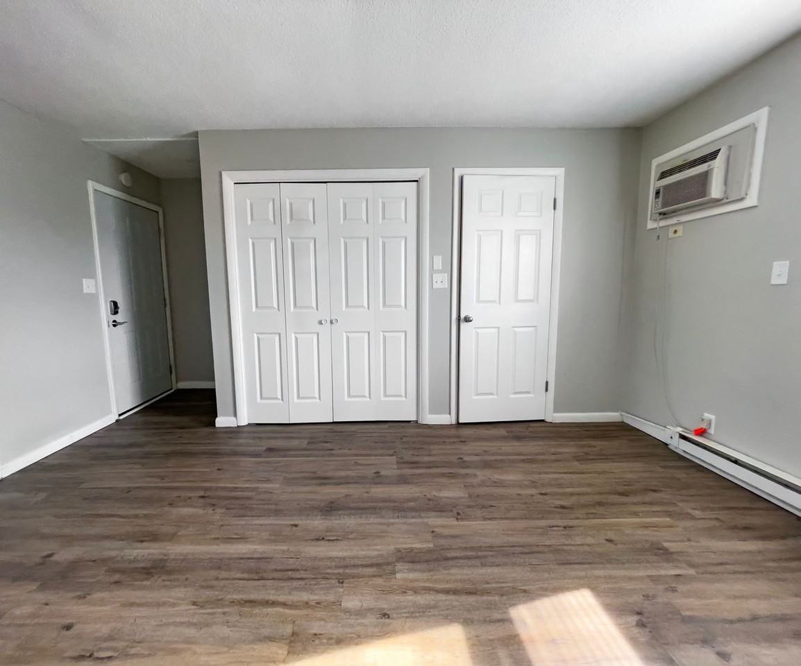 2525 1/2 W Ethel Ave - Photo 6 of 12