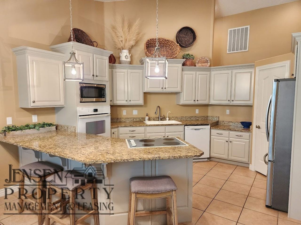 1854 Stonebridge Dr #36 - Photo 5 of 40