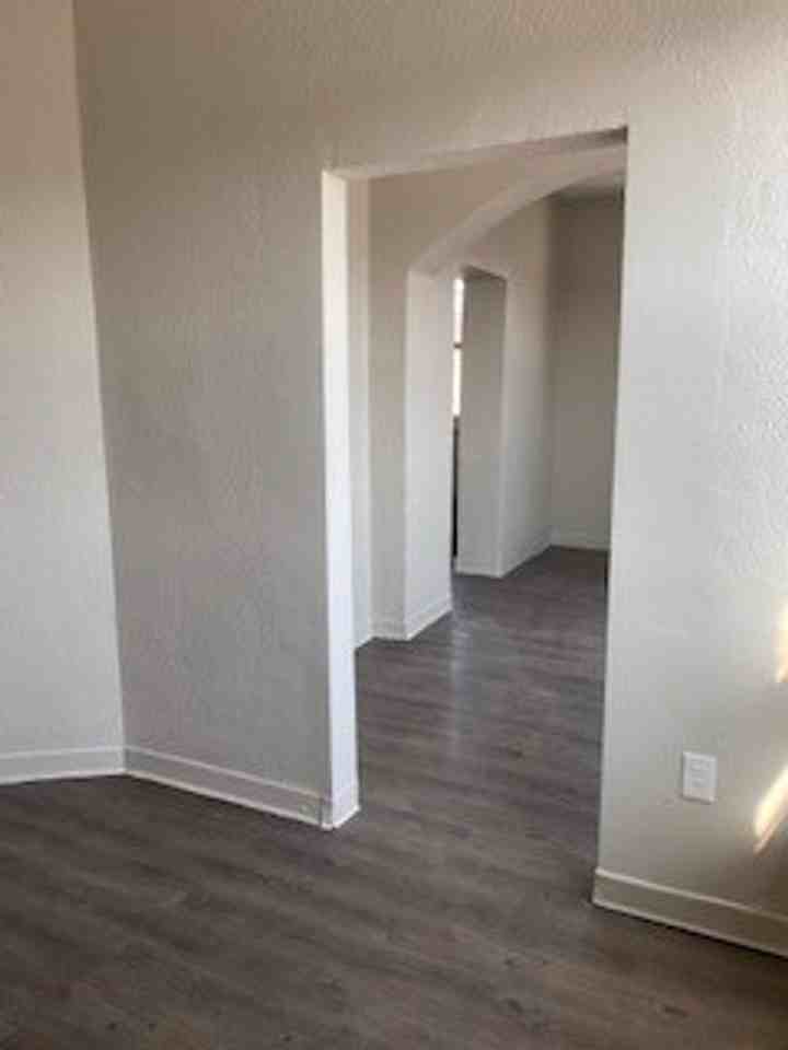 309 Liberty Street - Photo 2 of 8