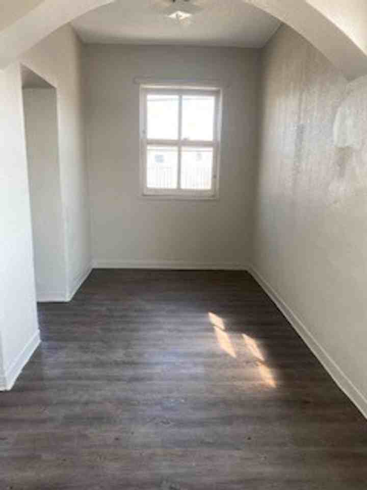 309 Liberty Street - Photo 3 of 8