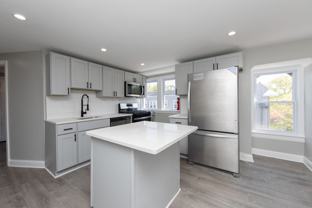 1033 W Collings Ave - Photo 1 of 1