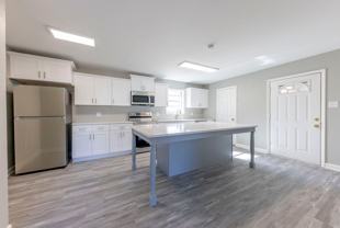 1809 W Center Ave - Photo 1 of 1