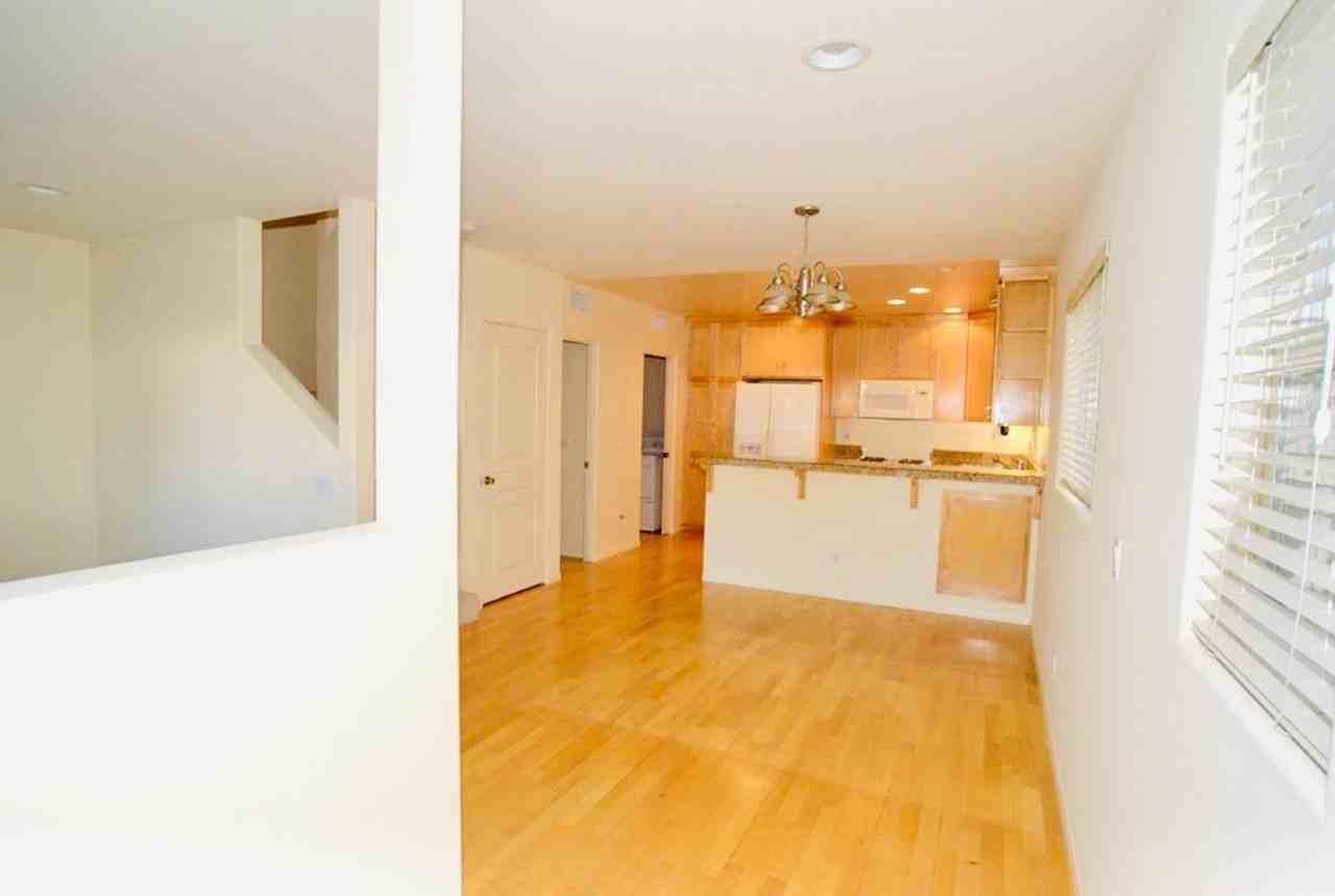 1553 Felspar St - Photo 5 of 26