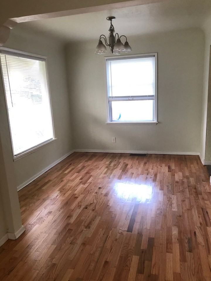 2318 10th St - Photo 7 of 15