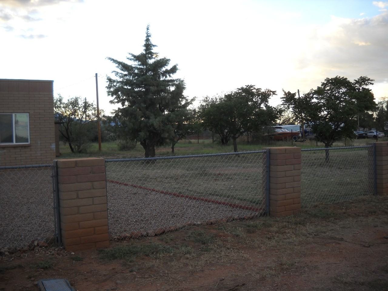 4856 S Santa Claus Ave - Photo 2 of 50