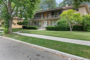 featured image of 4020 N 73rd St