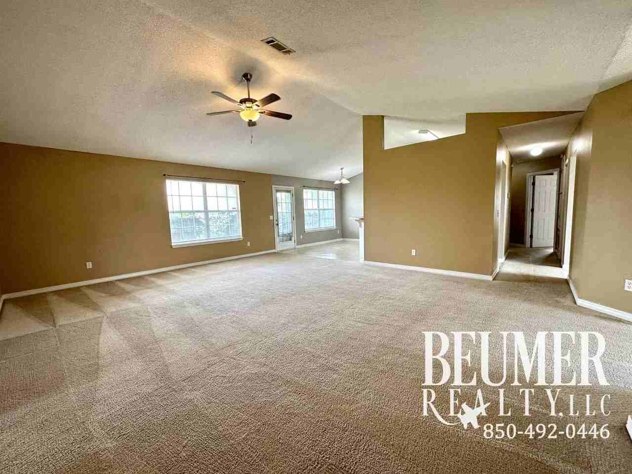 5625 Shelly St - Photo 2 of 31