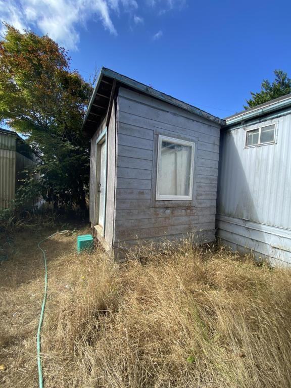 4205 S Coast Hwy - Photo 3 of 17