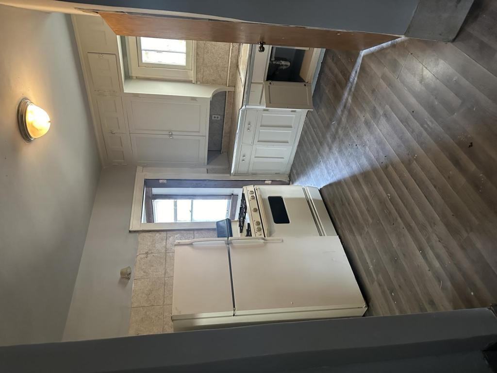 3735 W Sarnow St - Photo 2 of 8