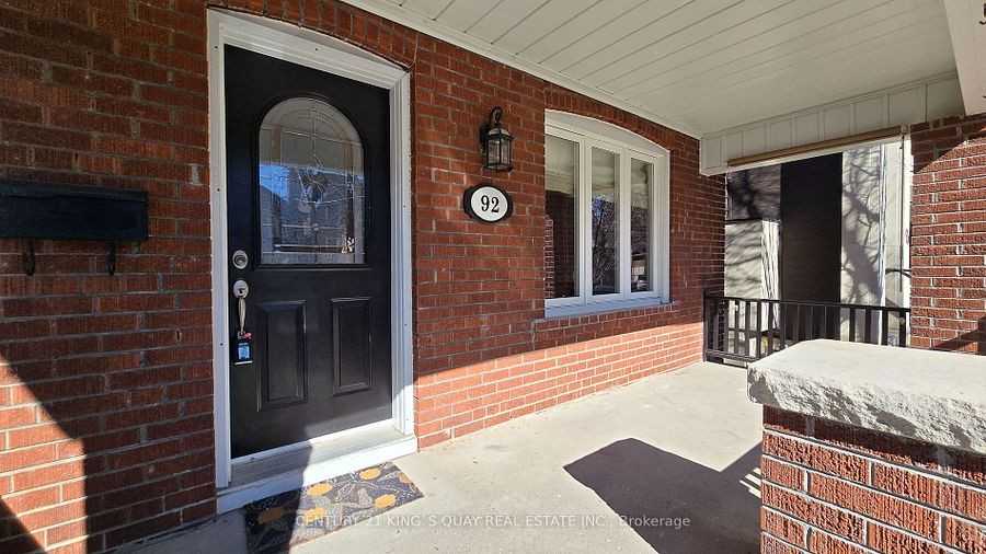 92 Bowood Avenue - Photo 2 of 24